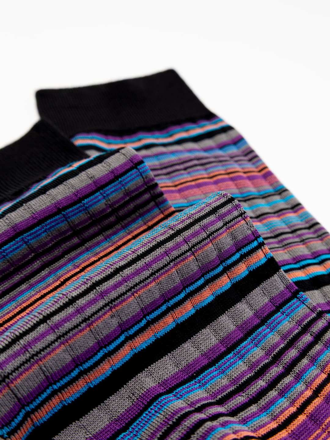 Short Cotton Socks with Multicolor Stripe Pattern