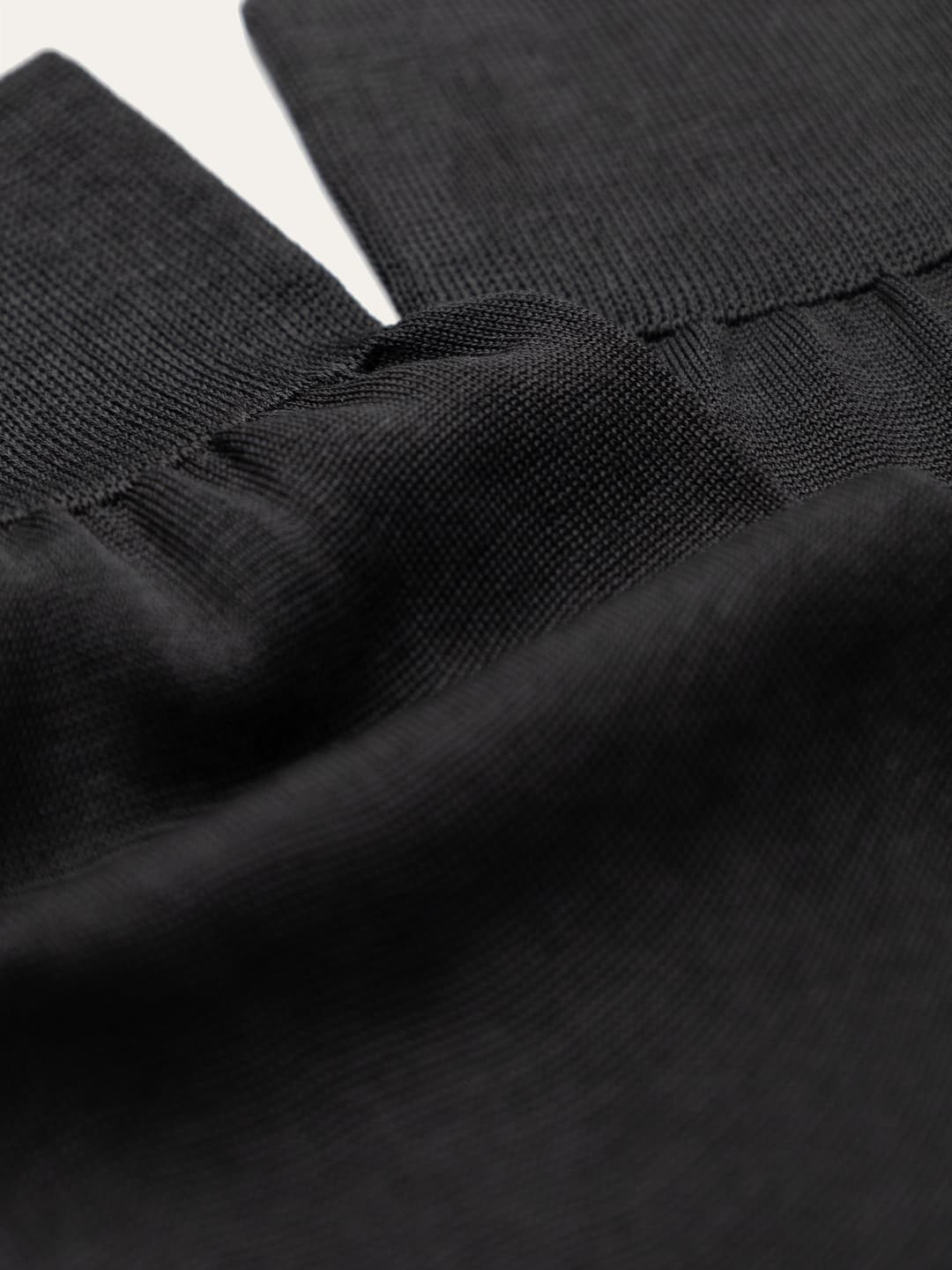 Medium weight plain solid color short socks in 100% Egyptian Cotton