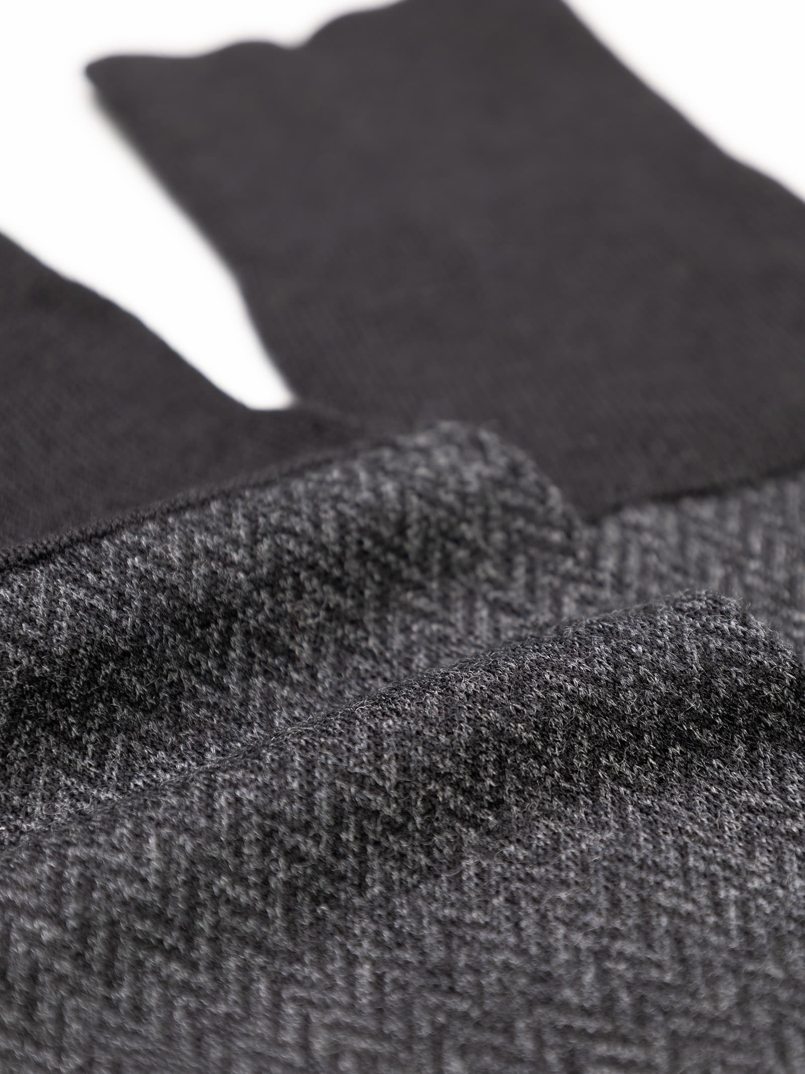 Lange Wollsocken mit Chevron-Muster - Image 2