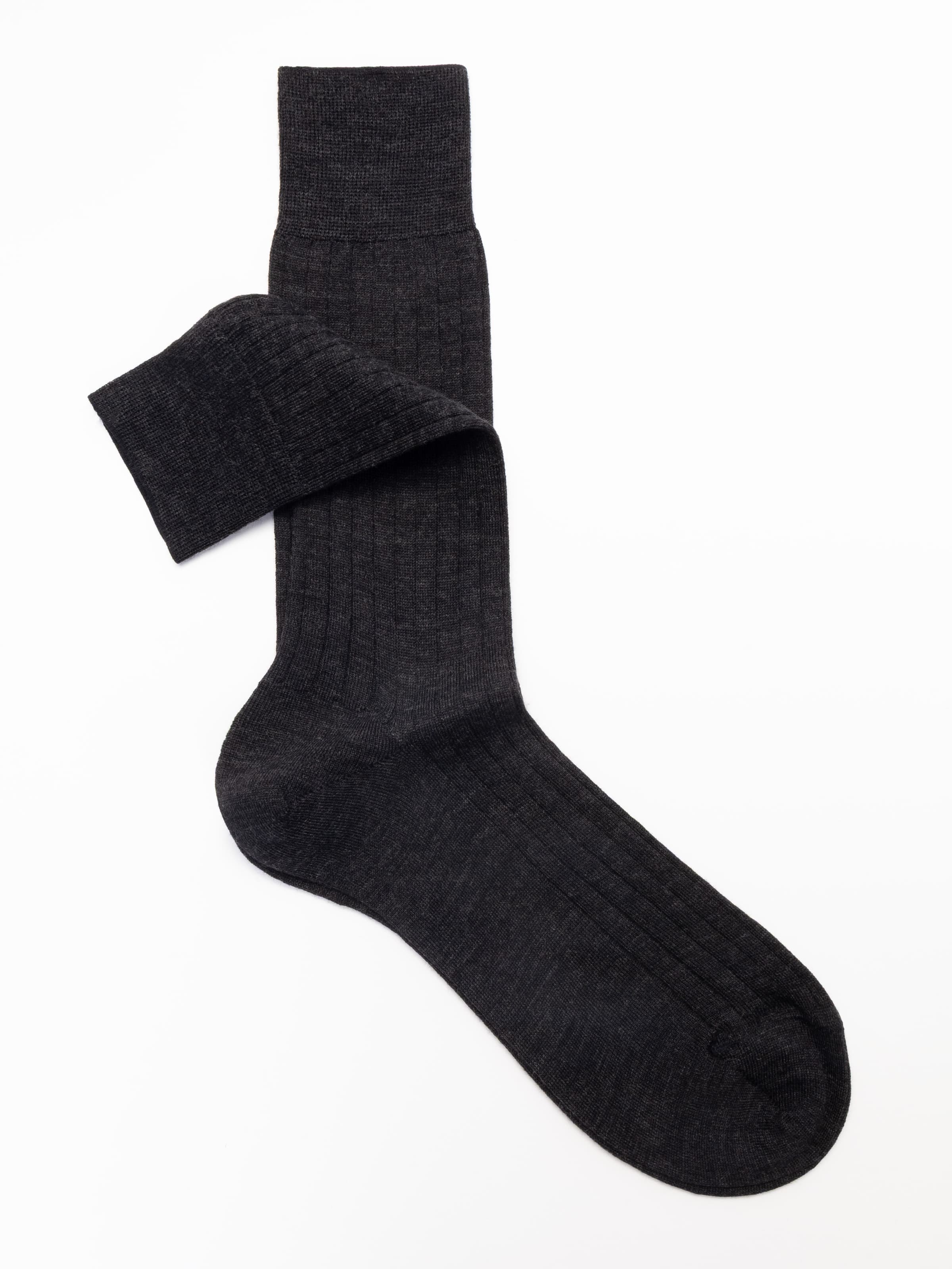 Short Wool Socks in Classic rib