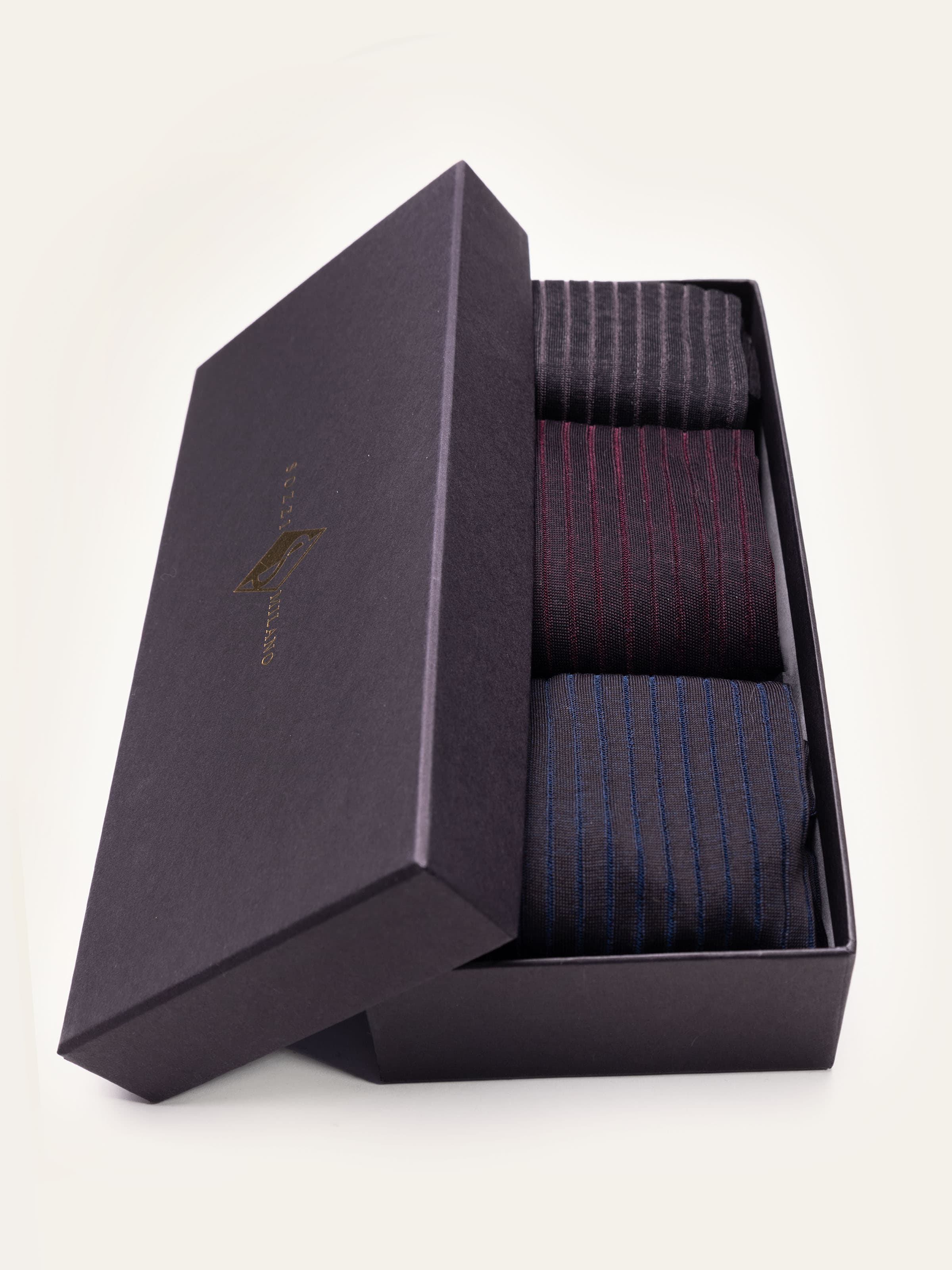 Geschenkbox mit drei Paar klassischen gerippten Socken aus Schottengarn - Image 3