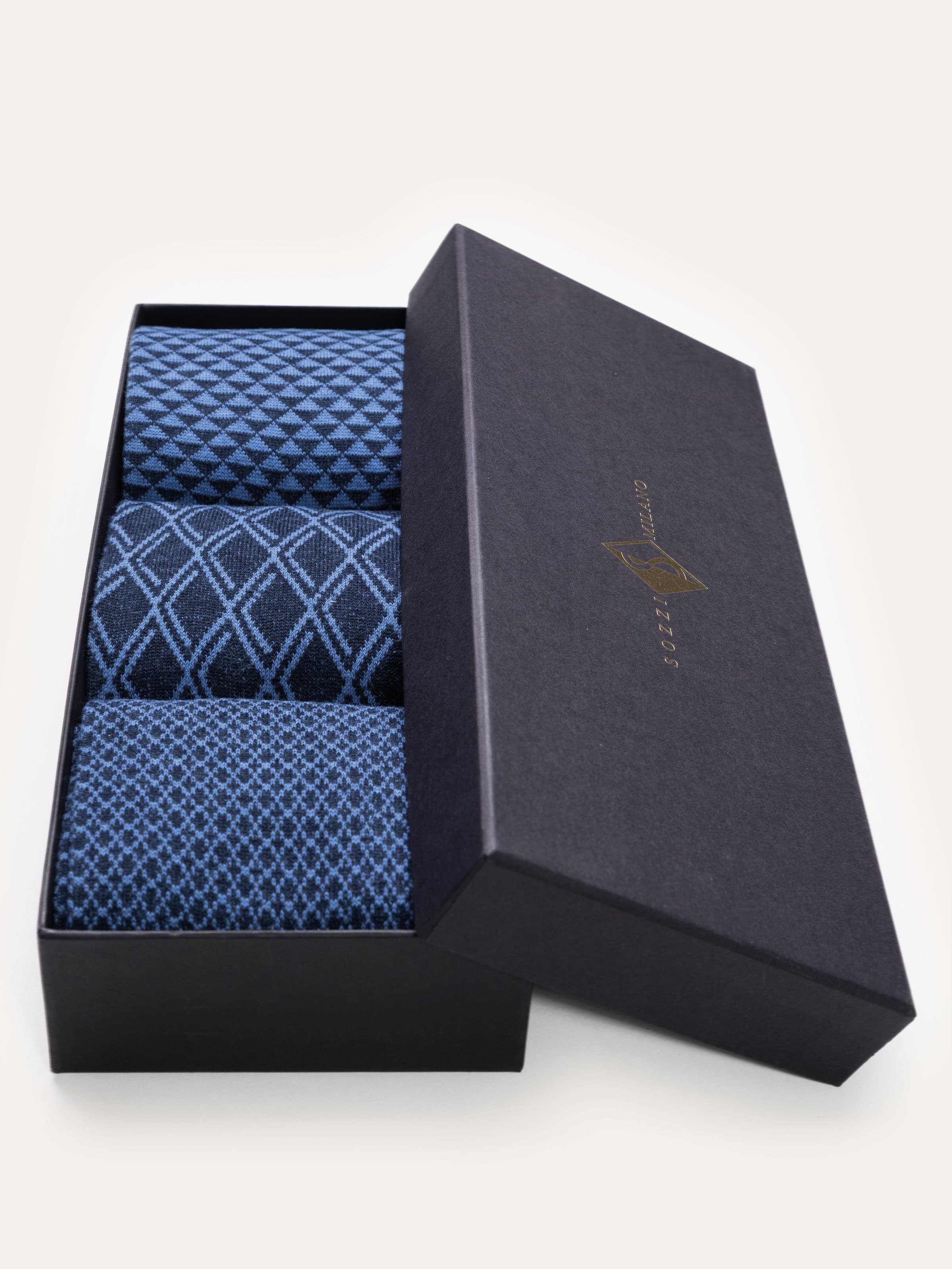 Geschenkbox mit 3 Paar langen gemusterten Socken aus warmem Baumwolle - Image 3