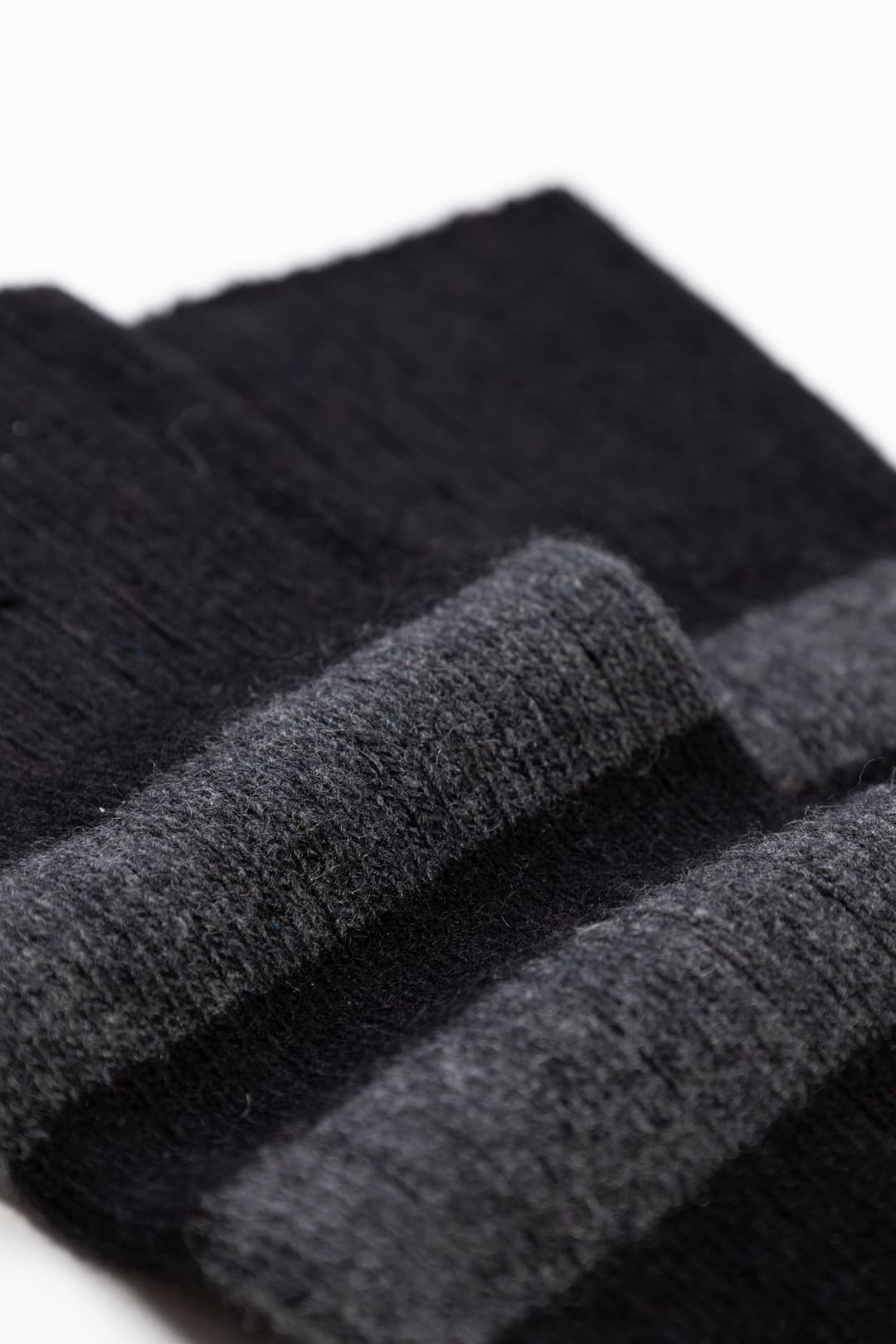 Ribbed Long Socks Striped Pattern in Cashmere Blend